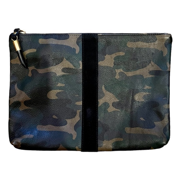 KEMPTON & CO Dark Camo Leather Clutch Pouch - Picture 2 of 9